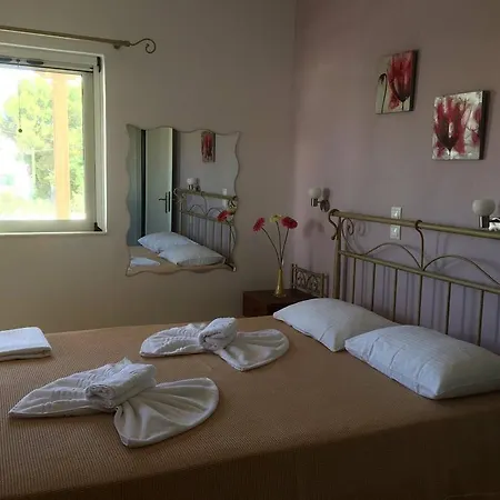 ενοικιαζόμενα πανόραμα Eλαφονήσου